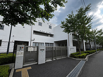 美鳩小学校 約1120m(徒歩14分)