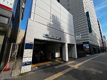 東新宿駅 約480m(徒歩6分)