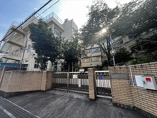 天神小学校　（約640m）