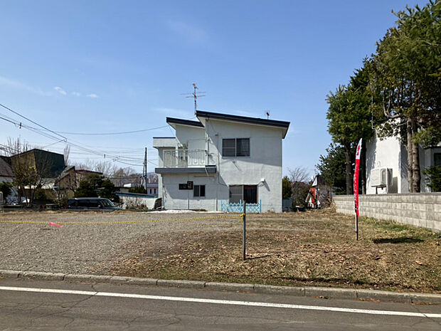 【現況写真】
札幌市南区澄川5条13丁目に登場の売地。静かで落ち着いた生活が望める第一種低層住居専用地域内です。
【2024年4月撮影】