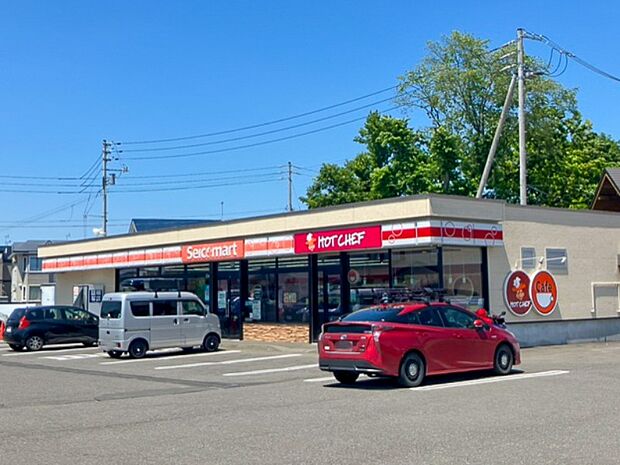 セイコーマート千歳梅が丘店(約850m)