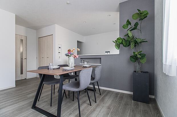 プロが選んだ家具付きでの販売の9号地/9号地