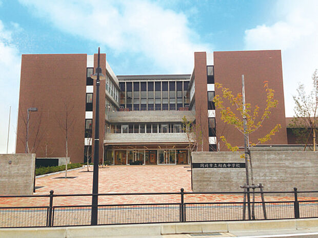 翔南中学校