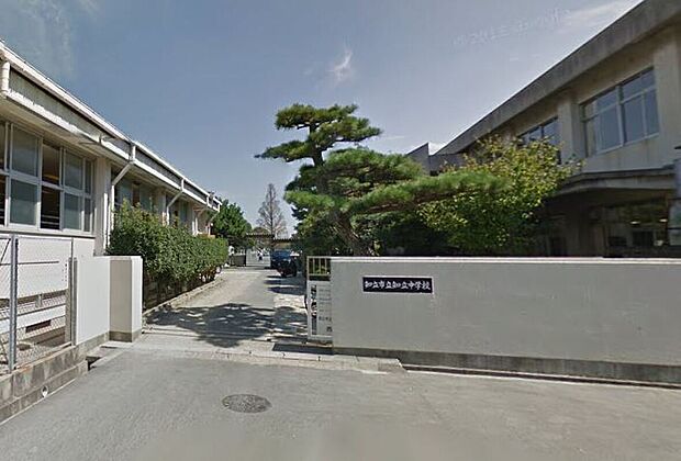 知立中学校