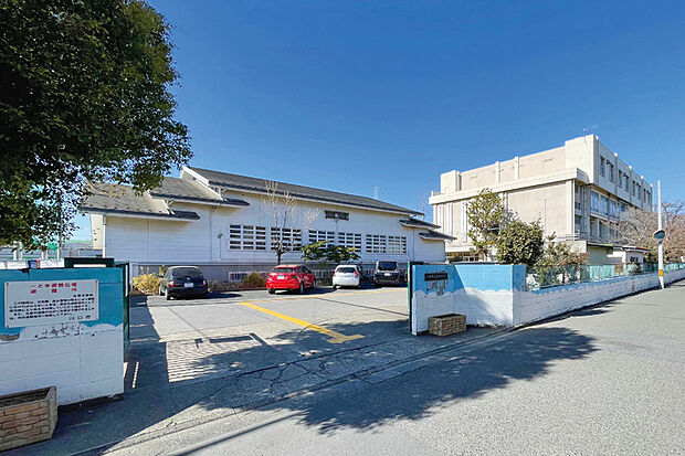 芝東中学校（現地より徒歩15分）