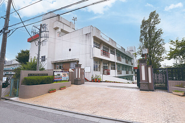 大谷口中学校（現地より徒歩5分）