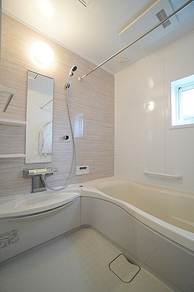 音響システム付きバスルーム、エルゴデザインのお風呂