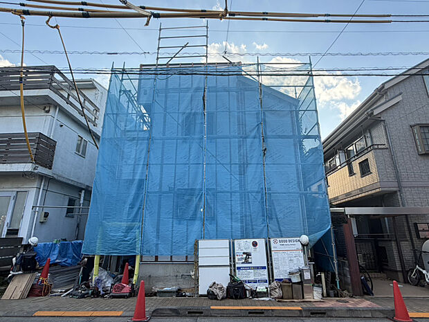 外観写真　9月下旬撮影　LDK22帖超え！土間収納・全居室WIC付きで収納力◎ゆとりのある限定1棟になります。