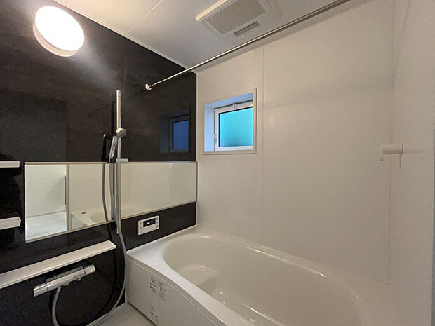 【【1号棟】浴室】ヒートショック対策に！浴室乾燥暖房機。