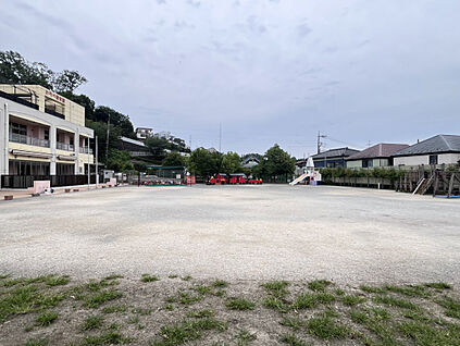 わらべ保育園 935m