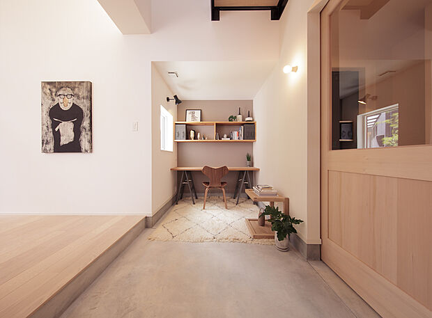 【日常に楽しみをもたらす‘’いろんな居場所‘’】リビングや2階にフリースペースがあれば、家族との一体感を感じながらお子様の宿題や読書、在宅ワークに没頭したり。家族と“ふれあいながら私的に過ごす”という曖昧な空間が生まれます。@西長住宿泊体感ハウス