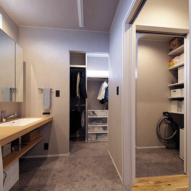 【家事をラクにするスマートな動線設計】洗面と収納がつながる家事ラク動線。無駄のない設計で、忙しい毎日もスムーズに過ごせます。