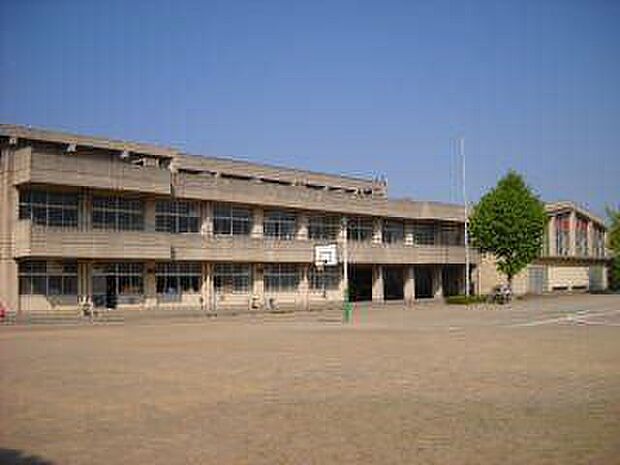 千葉市立磯辺第三小学校（約590m）
