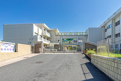 みよし市立天王小学校 700m