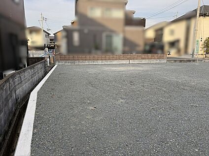 宅地内南から北側に向かって撮影