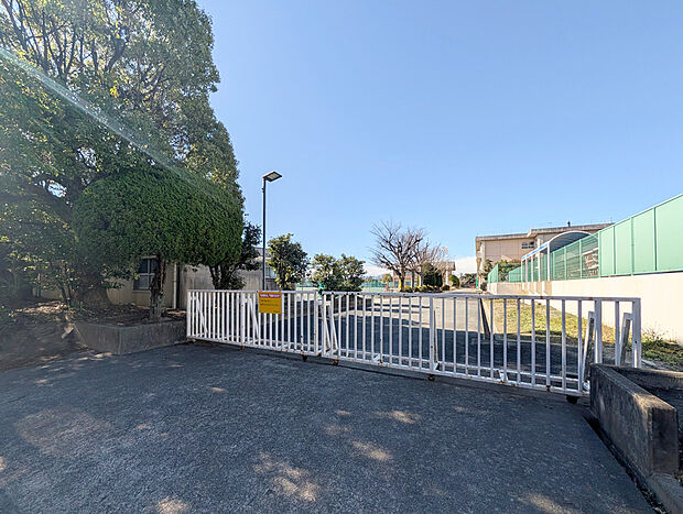 稲沢市立稲沢西中学校(約1,200m)