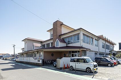 冨士保育園 約500m(徒歩7分)