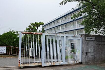 清須市立清洲小学校 約1500m(徒歩19分)