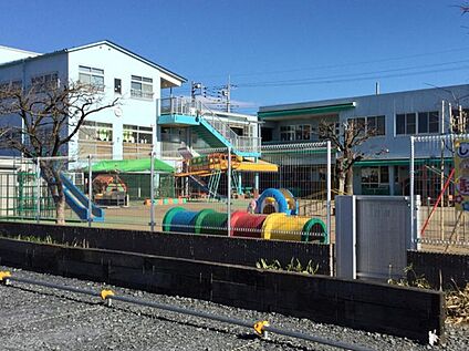 学校法人沢田学園 しらかば幼稚園 約230m(徒歩3分)