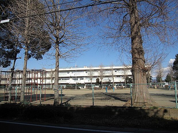 沼崎小学校（約2,040m）