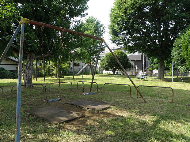 滝前谷公園(約97m)