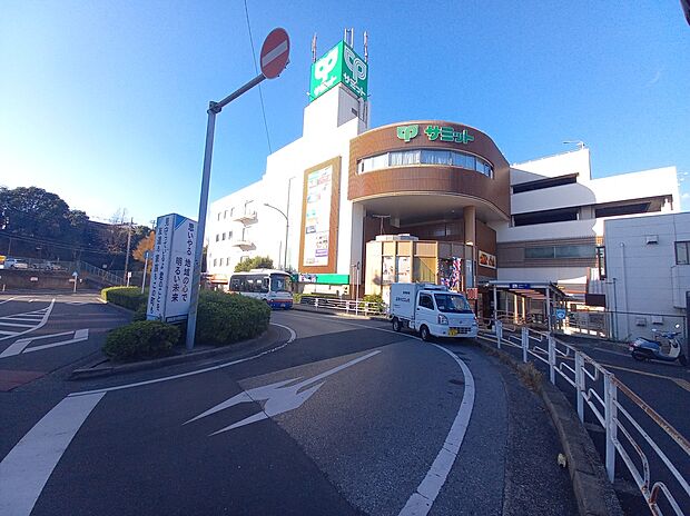 サミット(約1,500m)