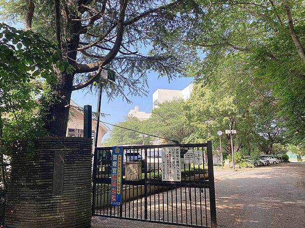 第五中学校（約2,013m）