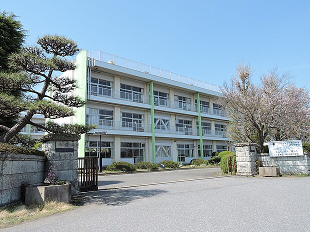 伊奈東中学校（約3,270m）