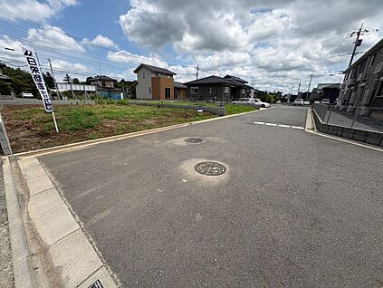 現地写真（前面道路含む）