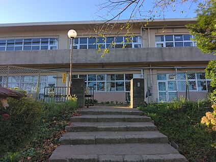 土中学校 638ｍ