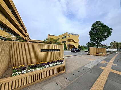 中央中学校 755ｍ