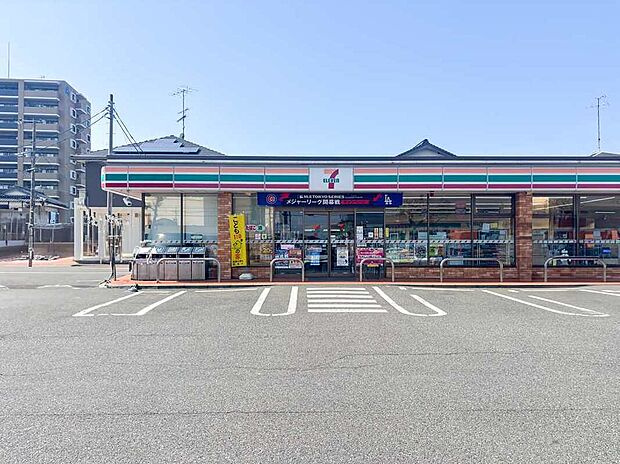セブンイレブン長府侍町（約600m）