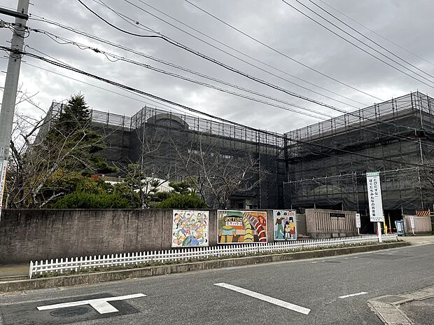 市立梅坪小学校