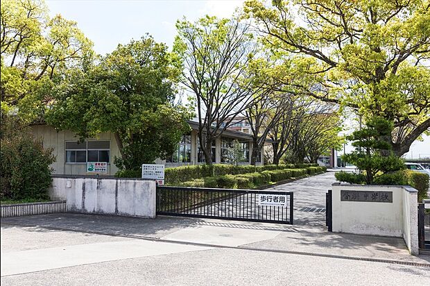 市立沓掛中学校