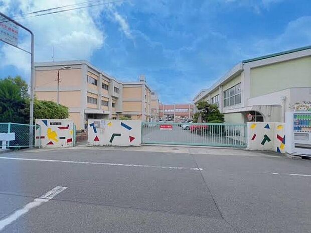 尾張旭市立本地原小学校小学校(約850m)