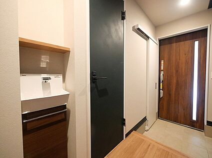 玄関（手洗い）