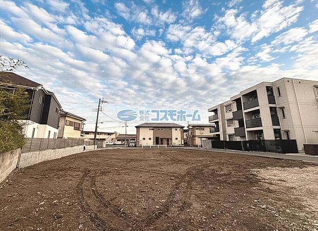 【現地外観写真】低層エリアならではあの開放感ある立地になります。