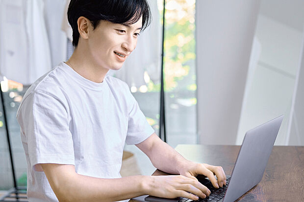 【【2階4部屋(4LDK)】】家族が自分の時間を過ごせる2階には4部屋を設けました。主寝室の他、子ども部屋をはじめ、在宅ワークに利用できる書斎などに利用できます。※号棟により採用状況が異なります。