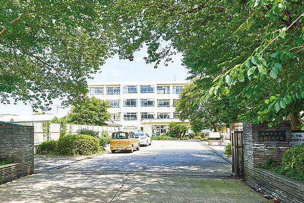 我孫子中学校（現地より徒歩22分）