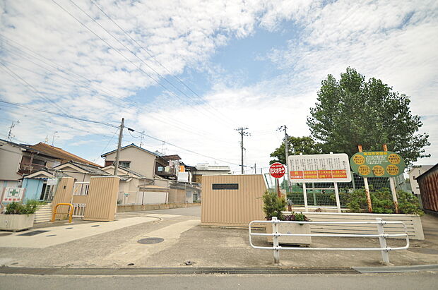 市立取石中学校（約1,520m）