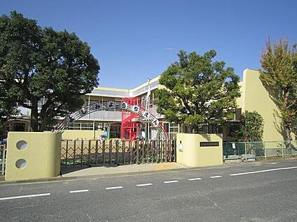 吉身幼稚園 約1390m