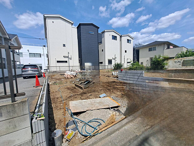 現在は更地の状態です！これからの建築が楽しみになる現地です☆　