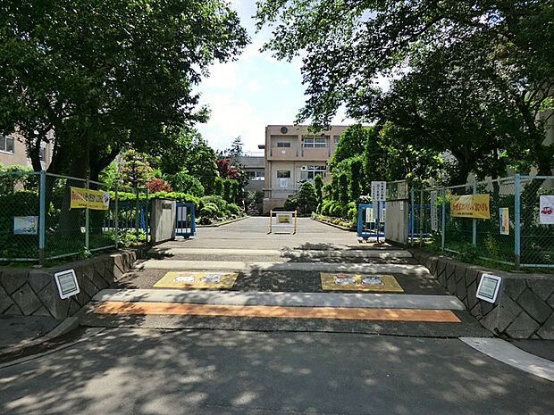 今泉小学校　