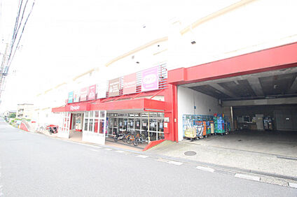 オリンピック東川口店 933m