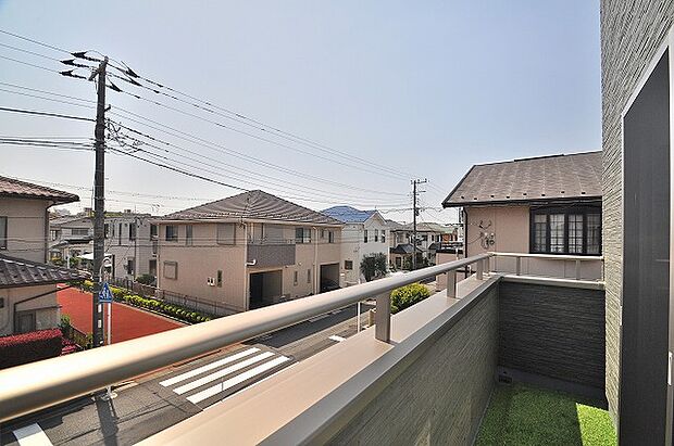 【バルコニー】バルコニーは2面あります。