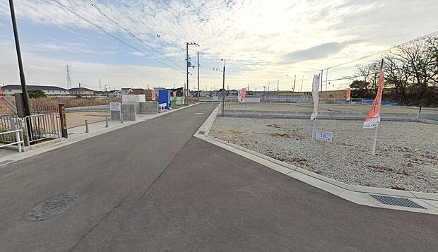 のどかな平地つづきの分譲地です。