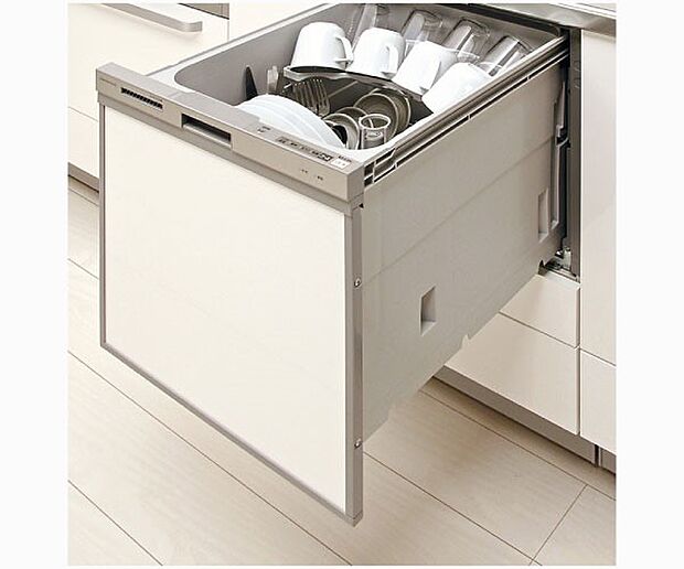 【【EIDAI】食器洗い乾燥機】ビルトインタイプ食器洗い乾燥機なら、カウンター上はいつもすっきりで、今まで手洗いにかけていた時間をご家族との時間に使えます。