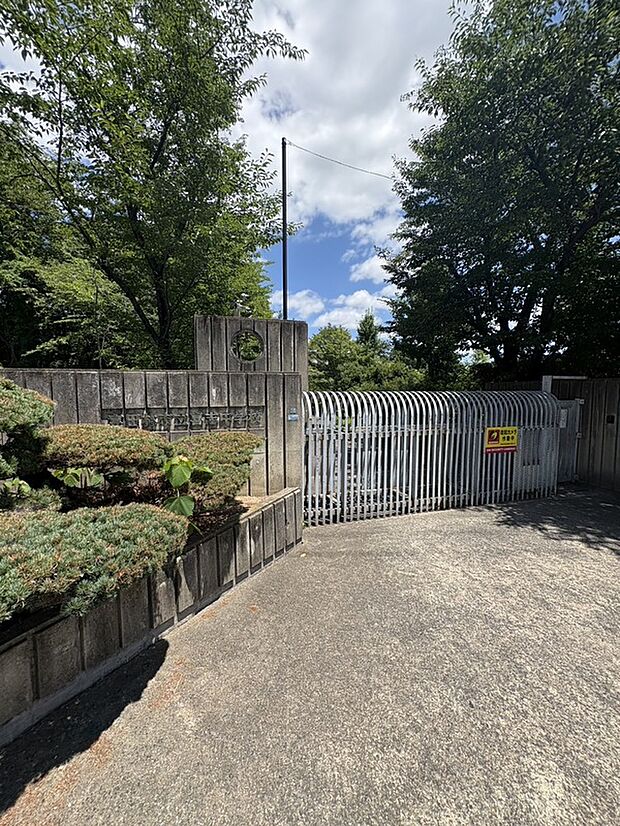 富田林市立喜志中学校