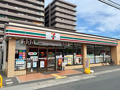セブンイレブン 400m
