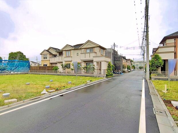【前面道路含む現地写真】
気になった物件すぐにご見学対応させていただきます！平日・お仕事帰りなど、いつでもご案内可能です。周辺環境と併せて、実際に現地をご確認ください♪